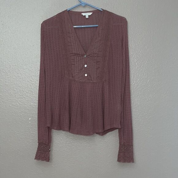 Lucky Brand Womans Pint Tuck Bib Pullover Blouse size Small Mauve colored - Picture 2 of 13